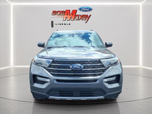Carbonized Gray Metallic 2024 Ford Explorer XLT