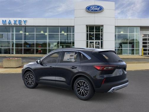 Agate Black Metallic 2026 Ford Escape PHEV