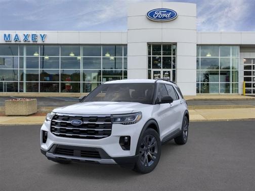 Space White Metallic 2026 Ford Explorer Active