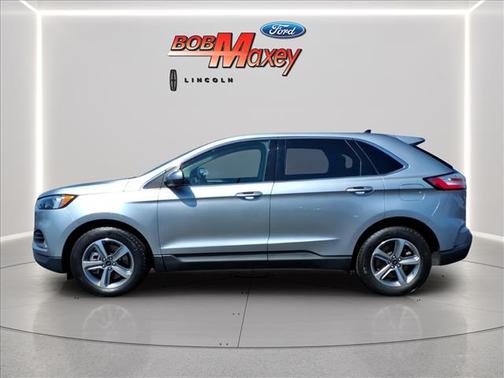 Iconic Silver Metallic 2023 Ford Edge SEL