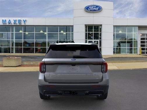 Carbonized Gray Metallic 2026 Ford Explorer ST-Line