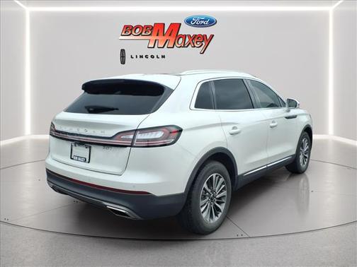 White Platinum Clearcoat Metallic 2019 Lincoln Nautilus Select