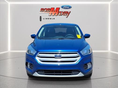 Lightning Blue Metallic 2019 Ford Escape SE