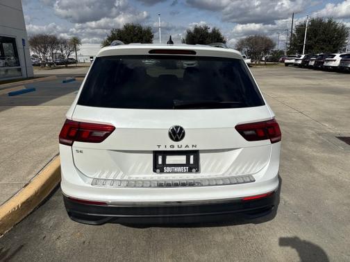 2023 Volkswagen Tiguan 2.0T SE