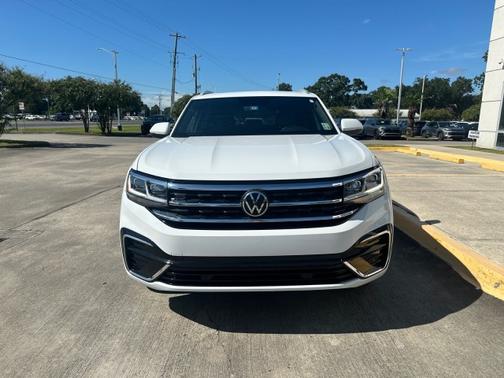 2021 Volkswagen Atlas Cross Sport 3.6 V6 SE w/ Technology R-Line