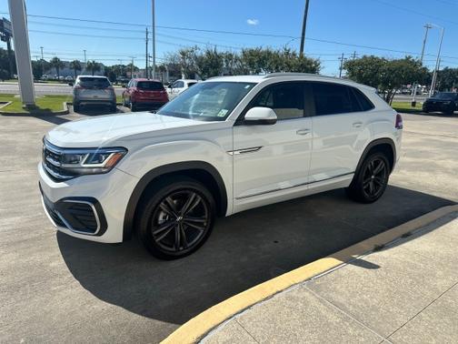 2021 Volkswagen Atlas Cross Sport 3.6 V6 SE w/ Technology R-Line