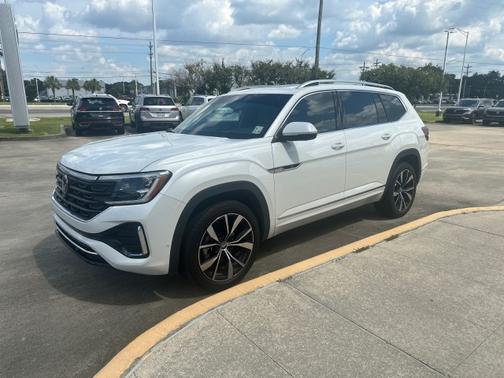 2024 Volkswagen Atlas 2.0T SEL Premium R-Line
