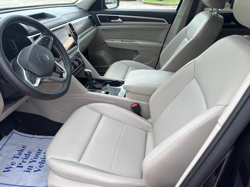 2022 Volkswagen Atlas 3.6 SE w/ Technology