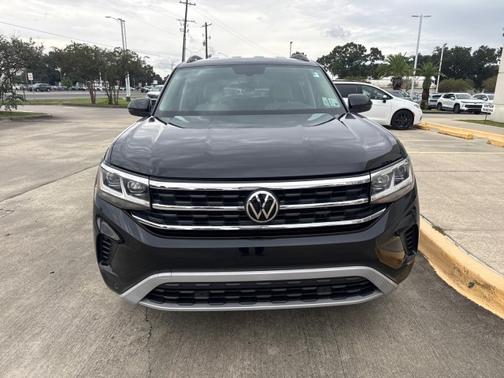 2022 Volkswagen Atlas 3.6 SE w/ Technology