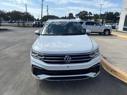2022 Volkswagen Tiguan 2.0T SEL R-Line