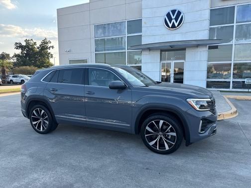 2025 Volkswagen Atlas Cross Sport 2.0T SEL Premium R-Line