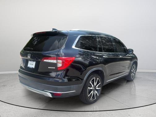 Black 2020 Honda Pilot Touring 8-Passenger