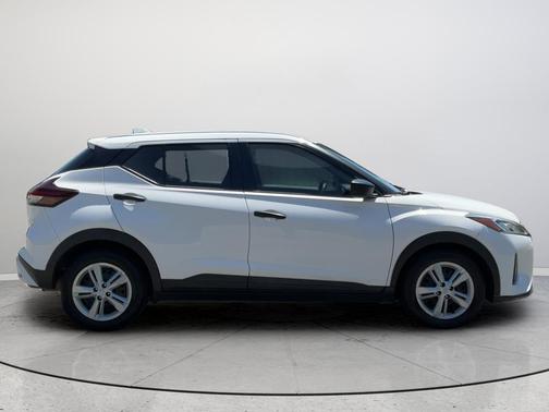 Fresh Powder 2021 Nissan Kicks S
