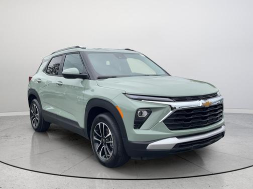 Green 2026 Chevrolet Trailblazer LT