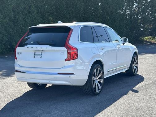 2024 Volvo XC90 Recharge Plug-In Hybrid T8 eAWD PHEV Ultimate 6P