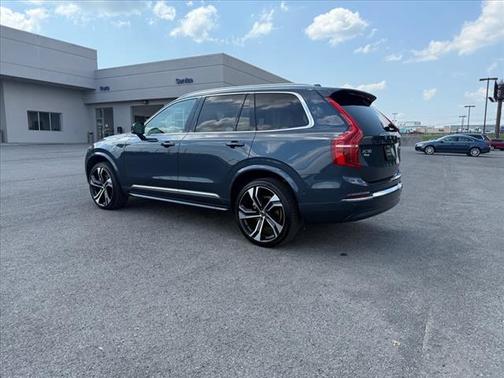 2024 Volvo XC90 B6 Ultimate Bright Theme 6P
