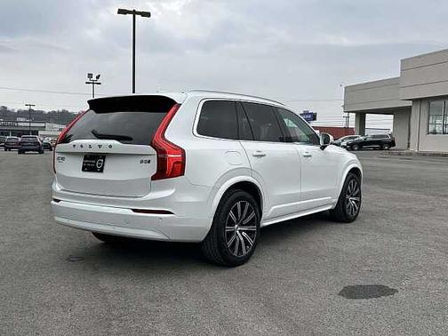 2023 Volvo XC90 Core