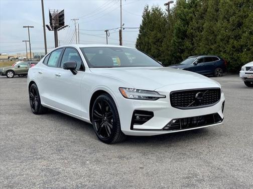 2024 Volvo S60 Plus