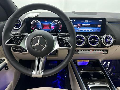 2025 Mercedes-Benz GLA 250 Base
