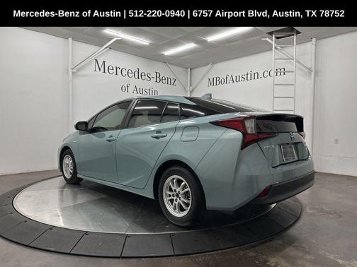 2022 Toyota Prius L