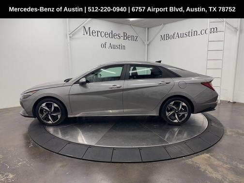2023 Hyundai ELANTRA HEV Limited
