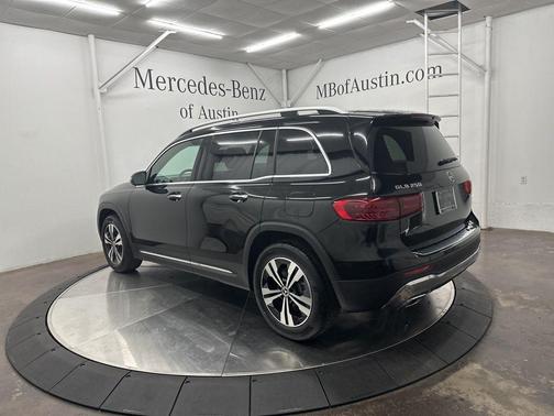 2025 Mercedes-Benz GLB 250 Base