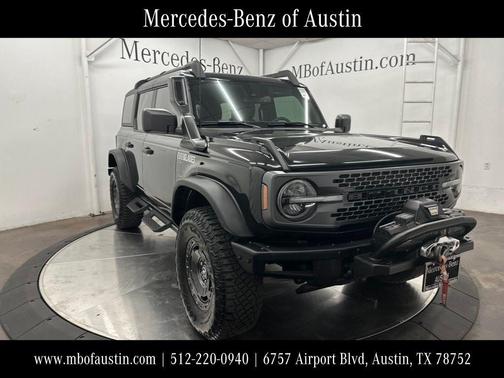 Shadow Black 2024 Ford Bronco Everglades