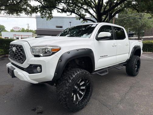 Super White 2020 Toyota Tacoma TRD Sport
