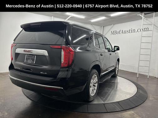 2022 GMC Yukon SLT