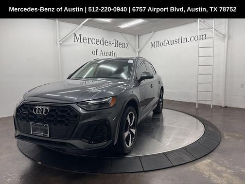 2022 Audi Q5 45 S line Premium Plus