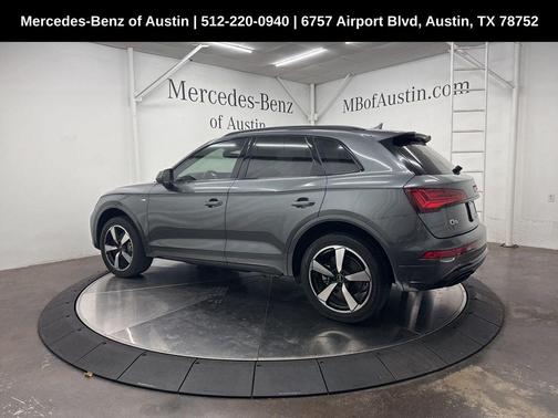 2022 Audi Q5 45 S line Premium Plus