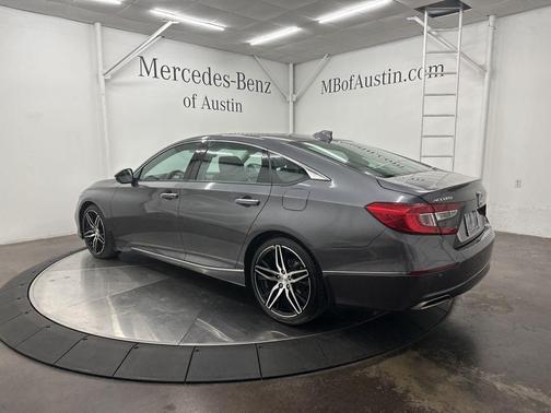 2022 Honda Accord Touring 2.0T