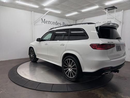 2026 Mercedes-Benz GLS 450 4MATIC