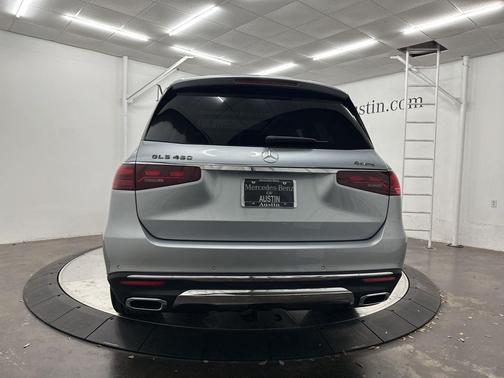 2025 Mercedes-Benz GLS 450 4MATIC