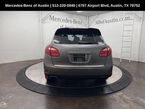 2014 Porsche Cayenne Hybrid S