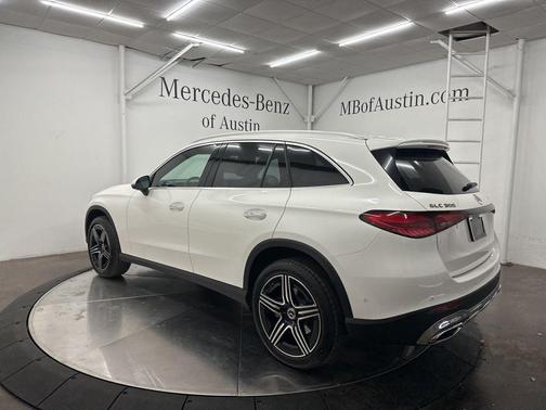 Polar White 2026 Mercedes-Benz GLC 300 Base 4MATIC