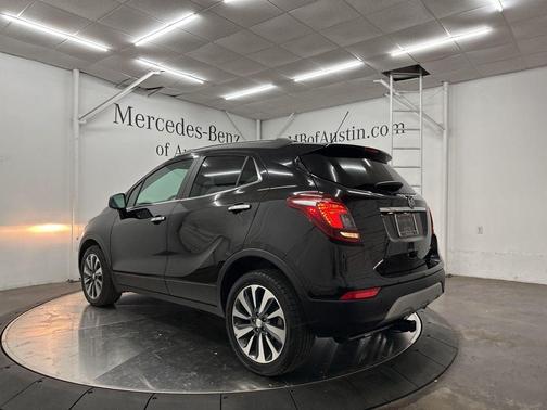 Ebony Twilight Metallic 2022 Buick Encore Preferred