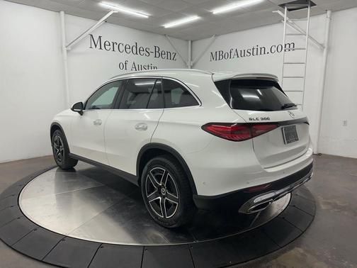 2026 Mercedes-Benz GLC 300 Base