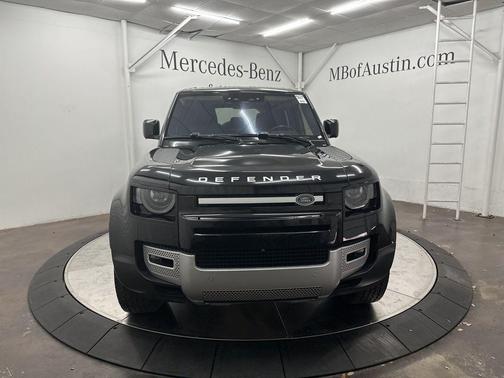 2021 Land Rover Defender 110 SE