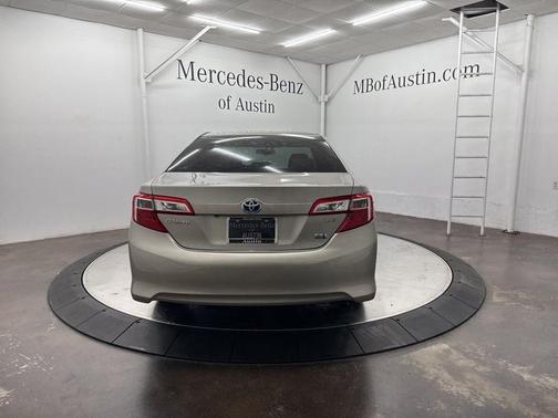 2014 Toyota Camry Hybrid LE