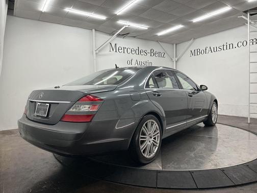 2007 Mercedes-Benz S-Class S 550