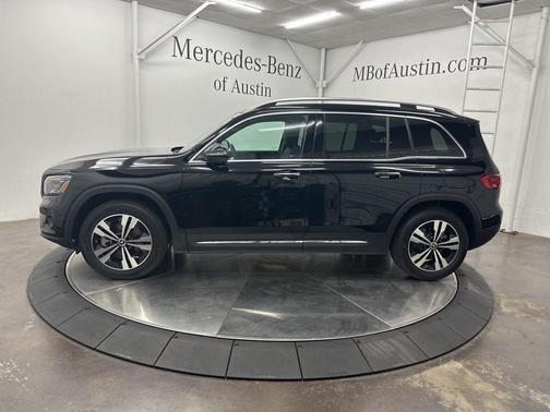 2026 Mercedes-Benz GLB 250 Base 4MATIC