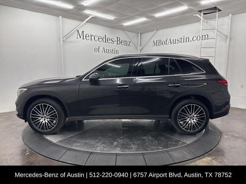 2025 Mercedes-Benz GLC 300 Base