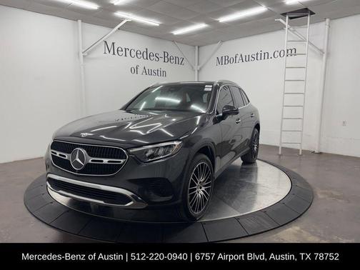 2025 Mercedes-Benz GLC 300 Base