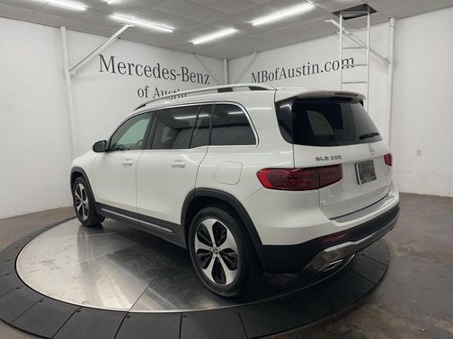 2026 Mercedes-Benz GLB 250 Base