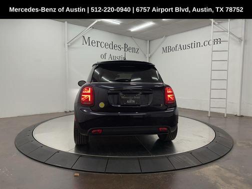 2023 MINI SE Hardtop ICONIC