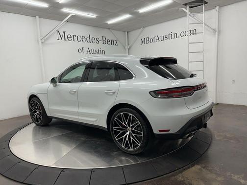 2024 Porsche Macan S