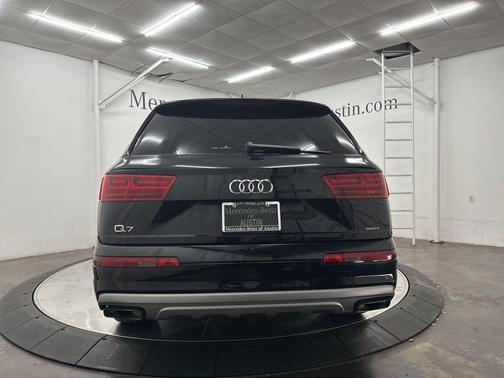 2017 Audi Q7 2.0T Premium Plus