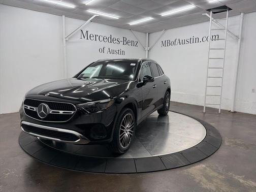 2026 Mercedes-Benz GLC 300 Base