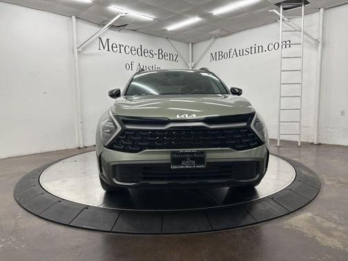 Jungle Green 2024 Kia Sportage X-Line